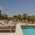 Apartment Mast Luxury Residences