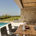 Mast Luxury Residences *