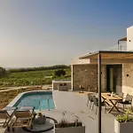 Mast Luxury Residences Apartment Gargalianoi
