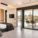 Mast Luxury Residences Apartment Gargalianoi