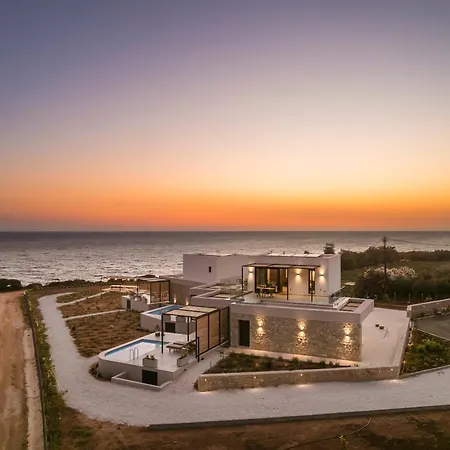 Mast Luxury Residences Apartment Gargalianoi