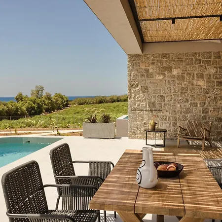 Mast Luxury Residences *