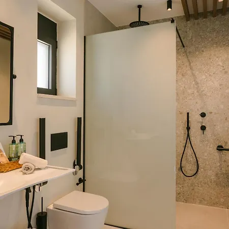 Mast Luxury Residences *