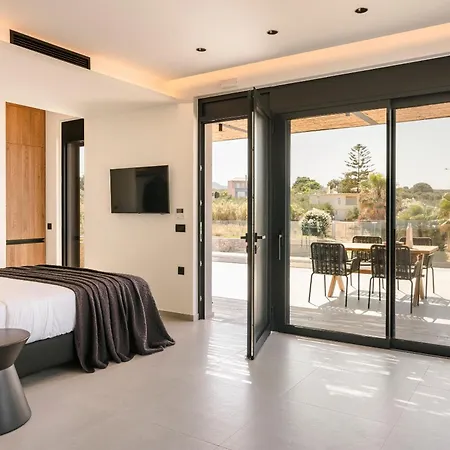 Mast Luxury Residences Apartment Gargalianoi