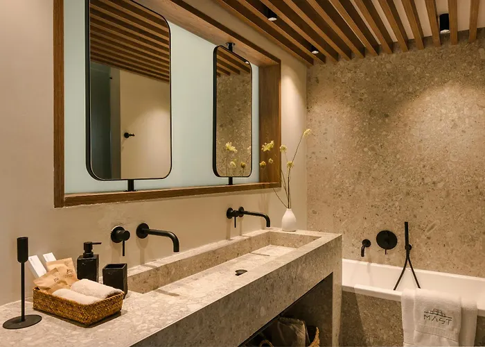 Apartment Mast Luxury Residences