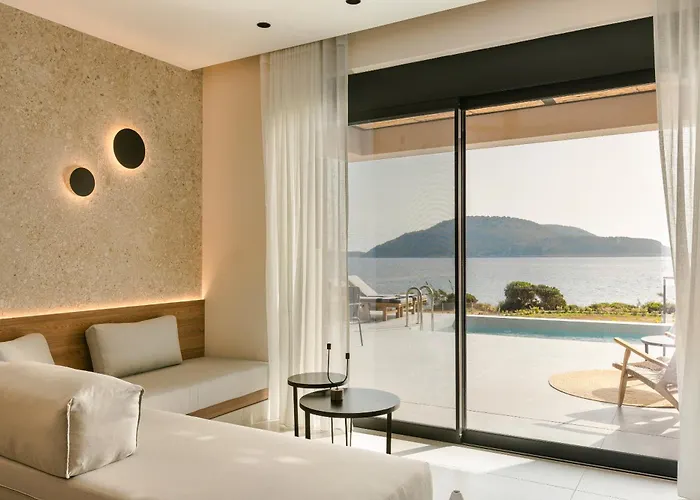 Mast Luxury Residences * Gargalianoi